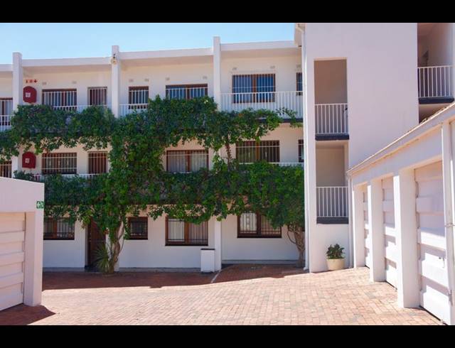 2 BEDROOM APARTMENT FOR SALE IN WENDYWOOD